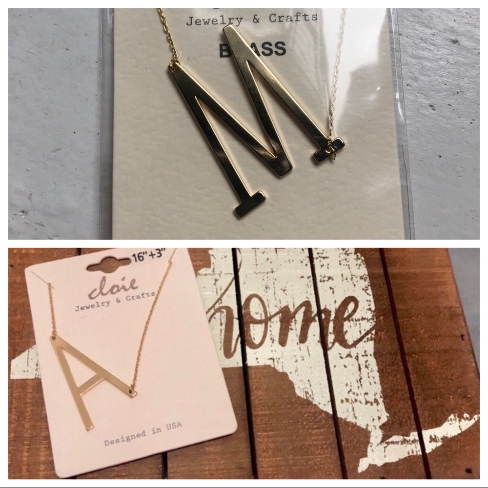 Host Pick🌻Large initial necklace 🌟 letter M - Picture 2 of 5